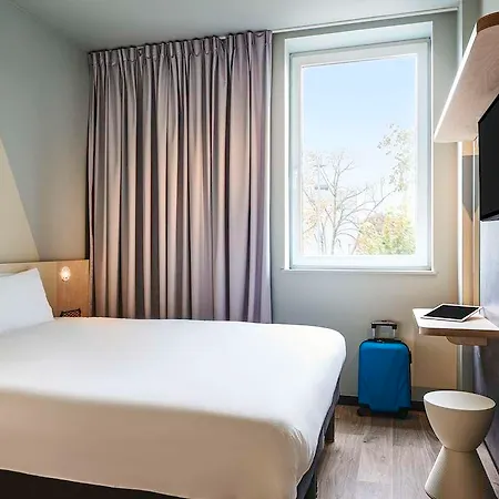 Ibis Budget 2*