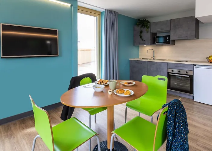 Отель Ibis Budget 2*